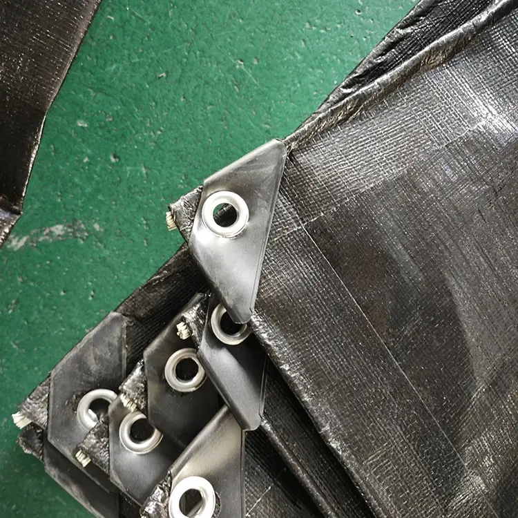 Musta 200 gsm pe -tarpauliini